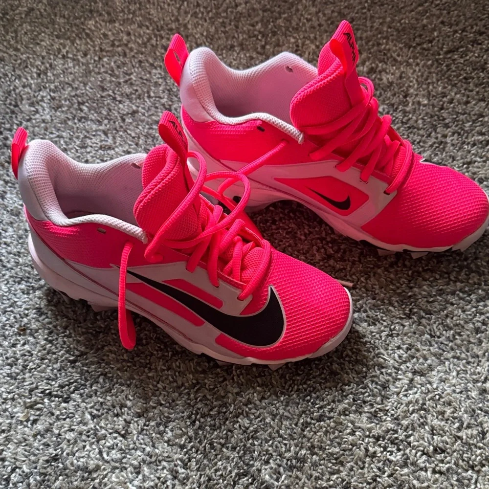 Nike Alpha Menace 4 Shark Football Cleats